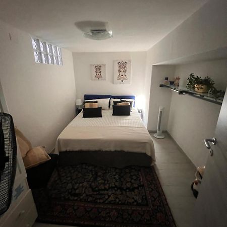 Casa Vacanze Manzoni 29 Кальяри Экстерьер фото
